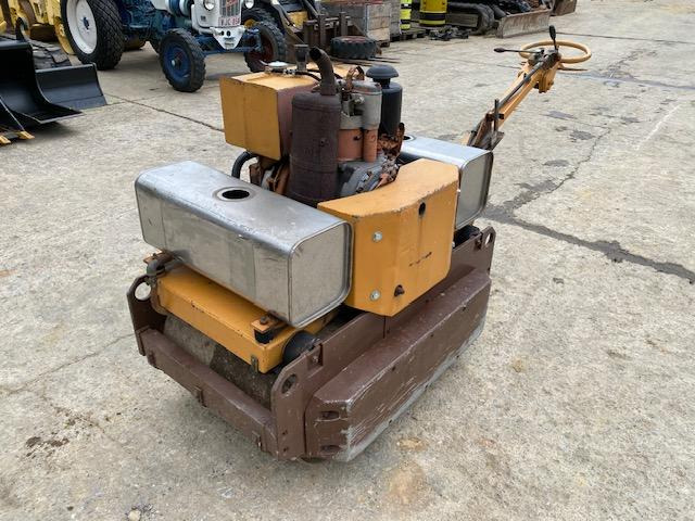 Case Vibromax W 70 - Minivalec: obrázok 1 Case Vibromax W 70 - Minivalec: obrázok 1