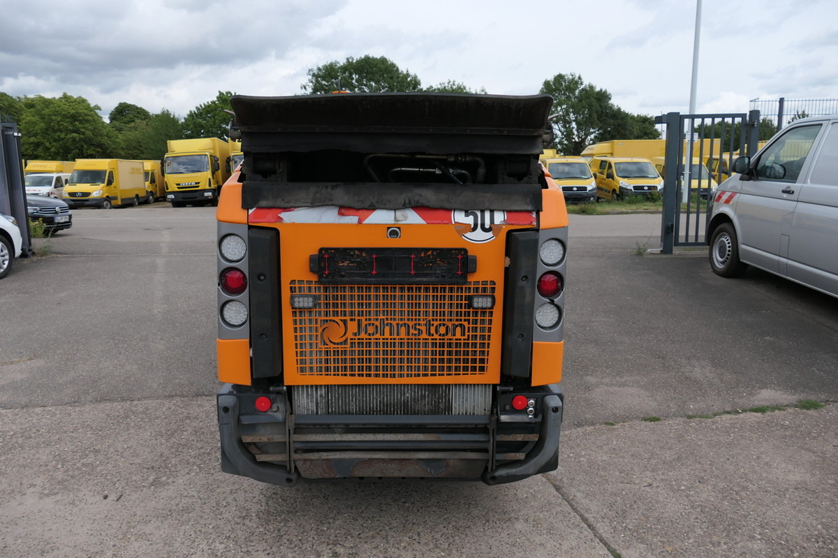 CN200 Sweeper - Zametacie vozidlo: obrázok 5 CN200 Sweeper - Zametacie vozidlo: obrázok 5