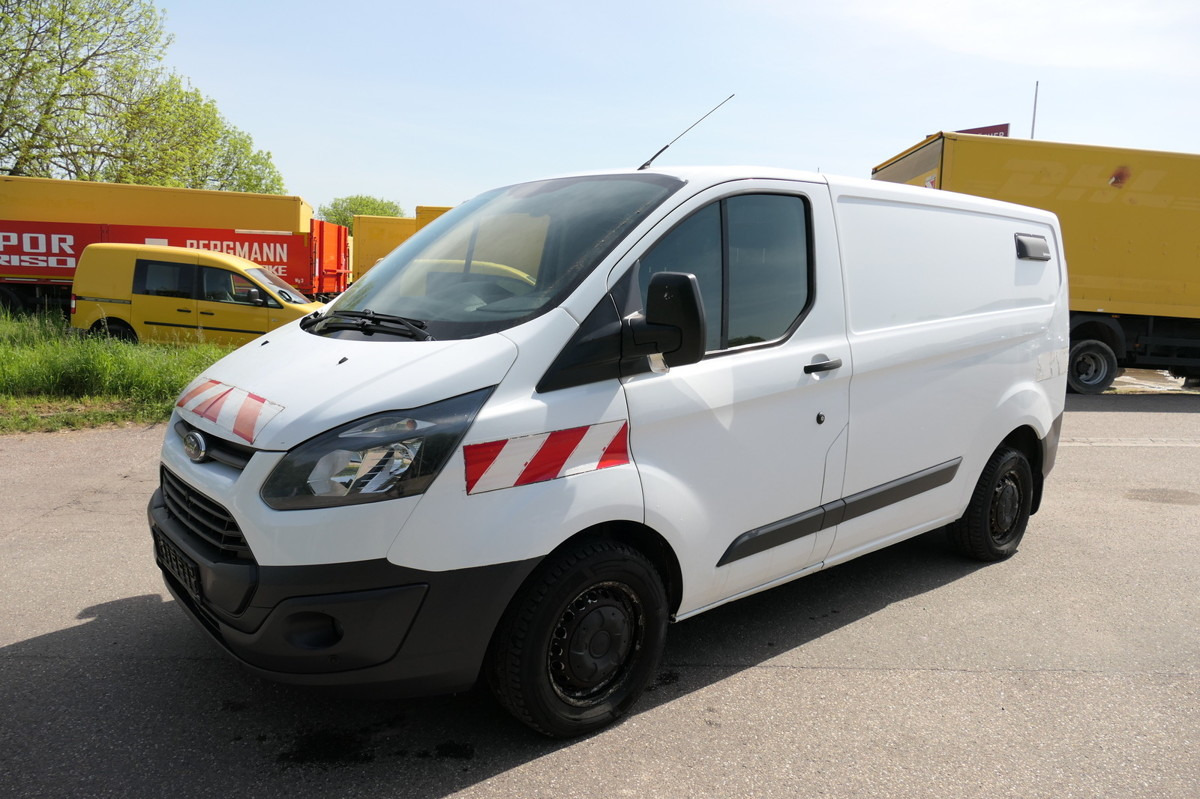 FORD Transit Custom 2,2l TDCI L1H1 COC KLIMA WERKSTAT - Malá dodávka: obrázok 3 FORD Transit Custom 2,2l TDCI L1H1 COC KLIMA WERKSTAT - Malá dodávka: obrázok 3