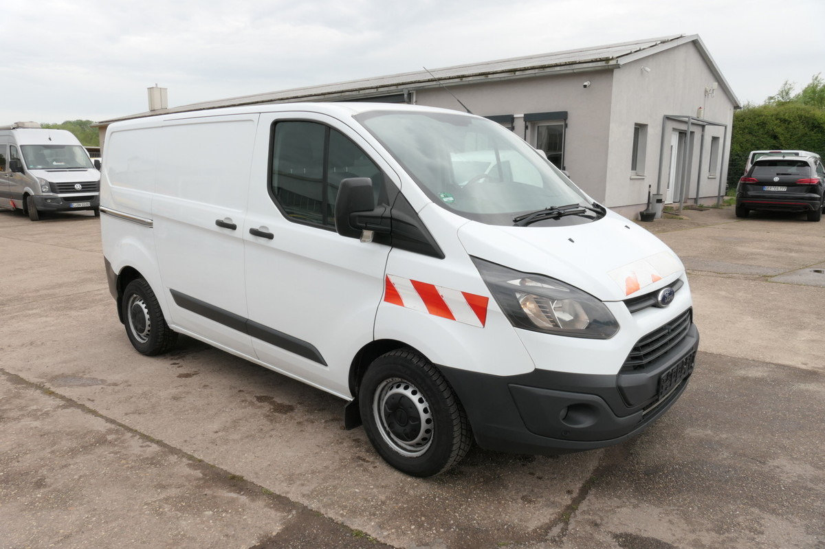 FORD Transit Custom 290 2.0 TDCi KLIMA WERKSTATTEINBA - Malá dodávka: obrázok 3 FORD Transit Custom 290 2.0 TDCi KLIMA WERKSTATTEINBA - Malá dodávka: obrázok 3