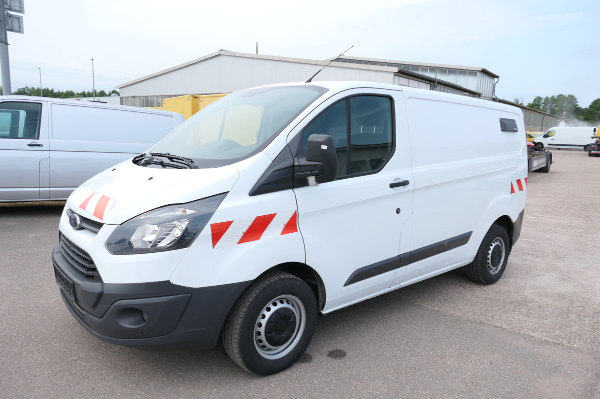 FORD Transit Custom 290 2.0 TDCi KLIMA WERKSTATTEINBA - Malá dodávka: obrázok 3 FORD Transit Custom 290 2.0 TDCi KLIMA WERKSTATTEINBA - Malá dodávka: obrázok 3