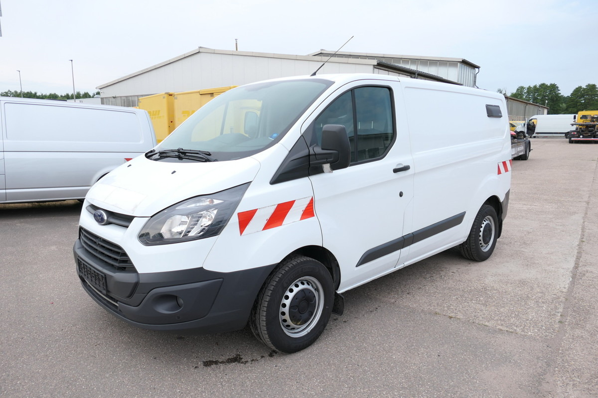 FORD Transit Custom 290 2.0 TDCi KLIMA WERKSTATTEINBA - Malá dodávka: obrázok 2 FORD Transit Custom 290 2.0 TDCi KLIMA WERKSTATTEINBA - Malá dodávka: obrázok 2