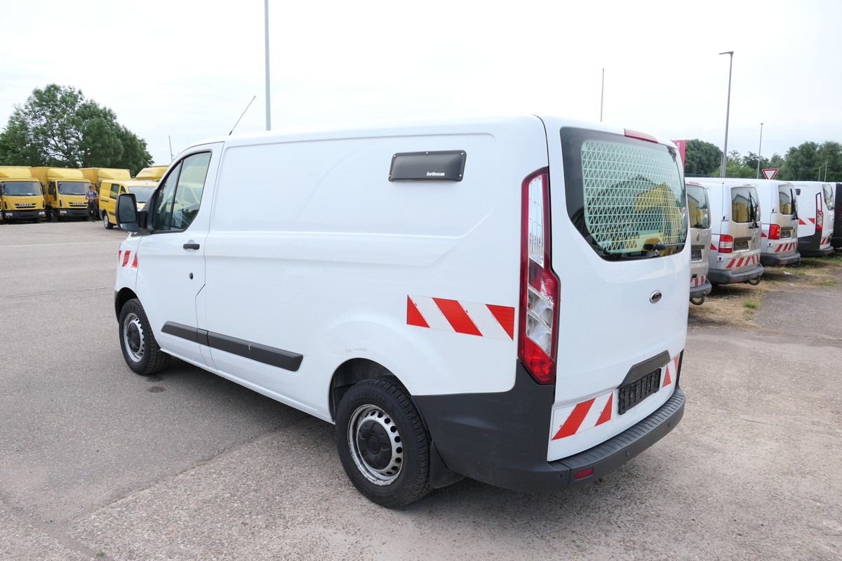 FORD Transit Custom 290 2.0 TDCi KLIMA WERKSTATTEINBA - Malá dodávka: obrázok 5 FORD Transit Custom 290 2.0 TDCi KLIMA WERKSTATTEINBA - Malá dodávka: obrázok 5