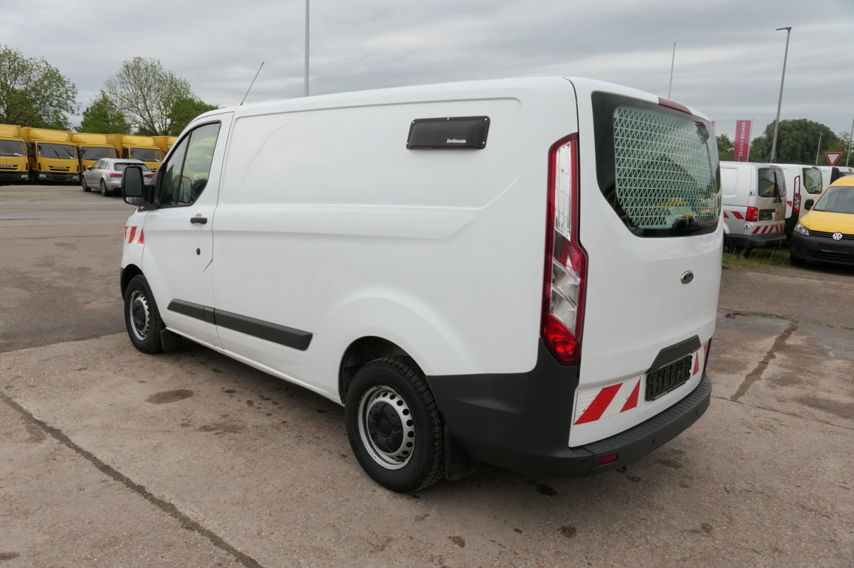 FORD Transit Custom 290 2.0 TDCi KLIMA WERKSTATTEINBA - Malá dodávka: obrázok 5 FORD Transit Custom 290 2.0 TDCi KLIMA WERKSTATTEINBA - Malá dodávka: obrázok 5