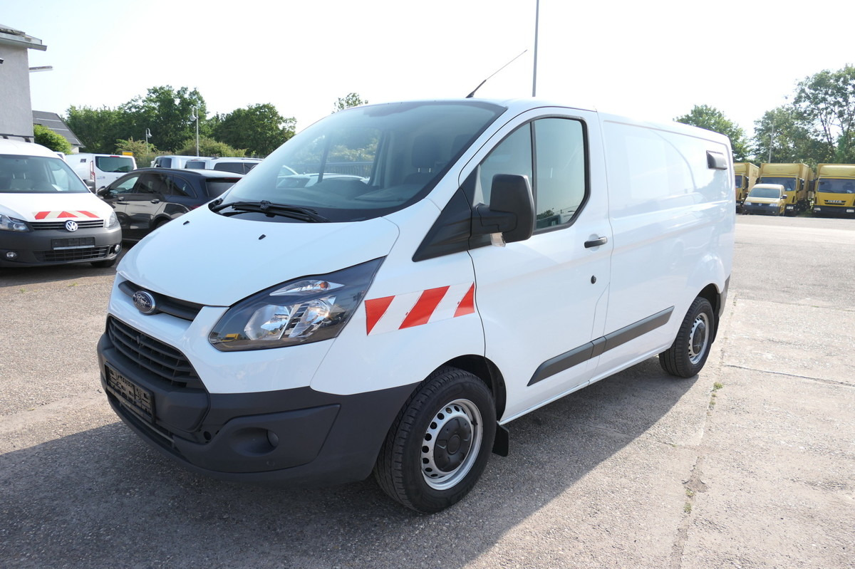 FORD Transit Custom 290 2.0 TDCi KLIMA WERKSTATTEINBA - Malá dodávka: obrázok 2 FORD Transit Custom 290 2.0 TDCi KLIMA WERKSTATTEINBA - Malá dodávka: obrázok 2