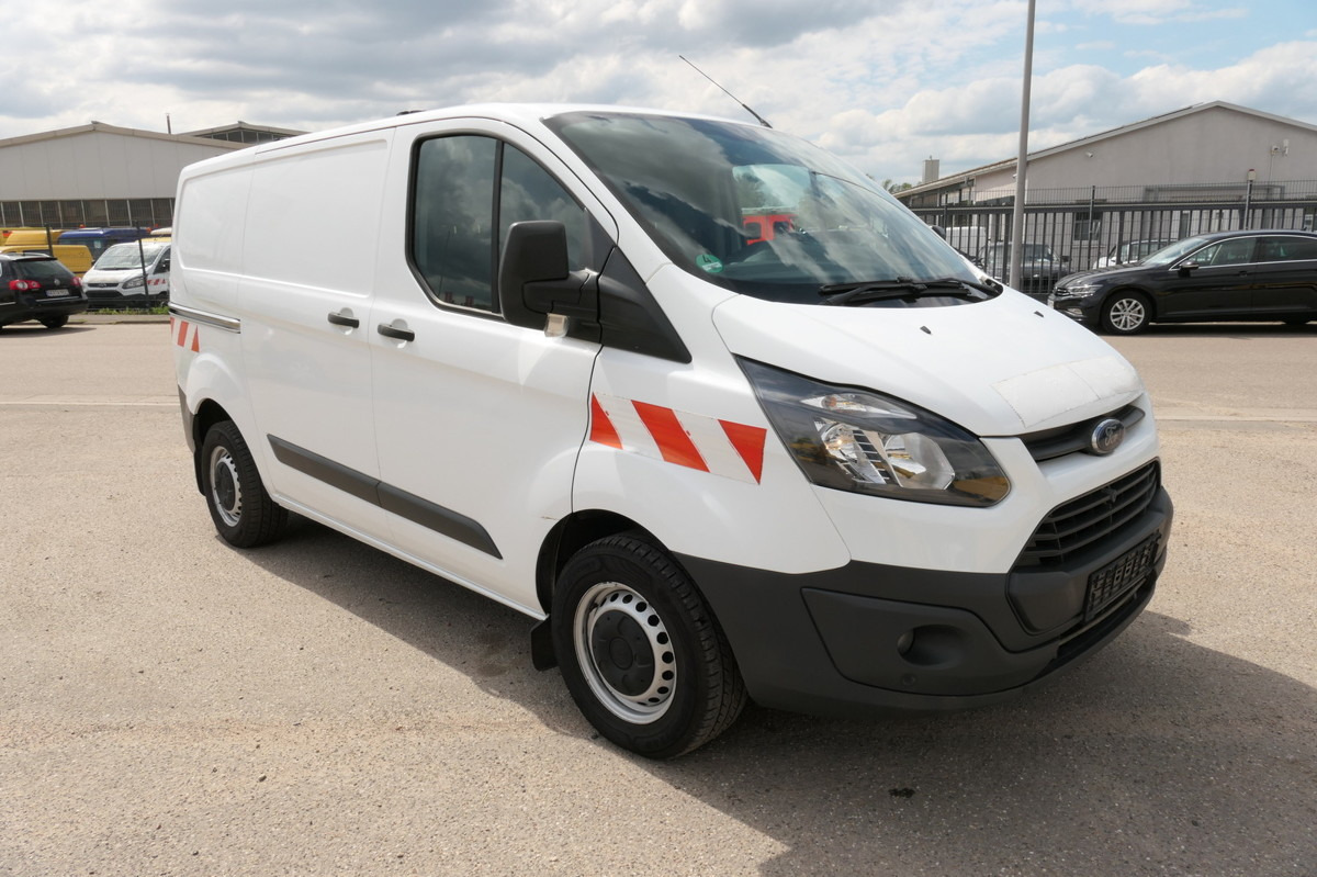 FORD Transit Custom 290 2.0 TDCi - Malá dodávka: obrázok 3 FORD Transit Custom 290 2.0 TDCi - Malá dodávka: obrázok 3