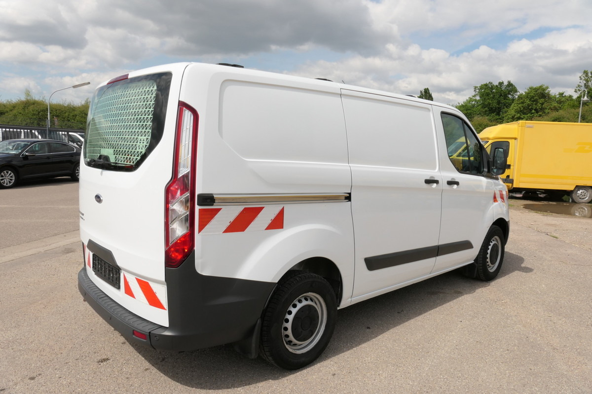 FORD Transit Custom 290 2.0 TDCi - Malá dodávka: obrázok 4 FORD Transit Custom 290 2.0 TDCi - Malá dodávka: obrázok 4