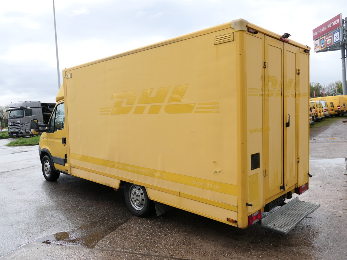 IVECO Daily 35 S11 C30C AUTOMATIK GETRIEBESCHADEN Rega - Dodávka skriňová nadstavba: obrázok 5 IVECO Daily 35 S11 C30C AUTOMATIK GETRIEBESCHADEN Rega - Dodávka skriňová nadstavba: obrázok 5