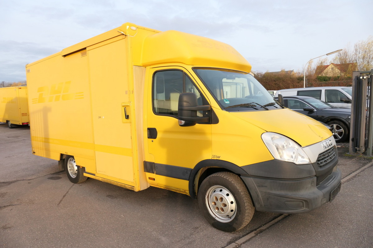 IVECO Daily 35 S11 C30C AUTOMATIK KAMERA MAXI KAMERA R - Dodávka skriňová nadstavba: obrázok 2 IVECO Daily 35 S11 C30C AUTOMATIK KAMERA MAXI KAMERA R - Dodávka skriňová nadstavba: obrázok 2