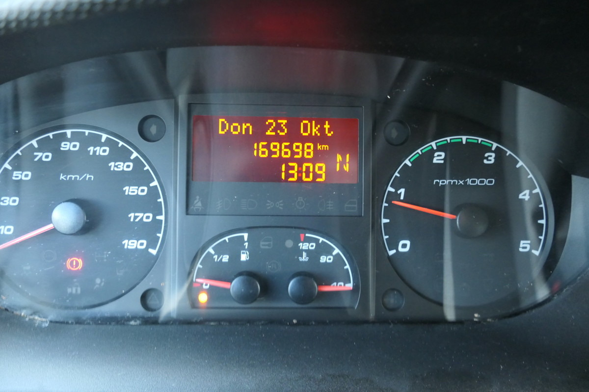 Dodávka skriňová nadstavba IVECO Daily 35 S11 C30C AUTOMATIK KAMERA MAXI Regale L: obrázok 12 Dodávka skriňová nadstavba IVECO Daily 35 S11 C30C AUTOMATIK KAMERA MAXI Regale L: obrázok 12