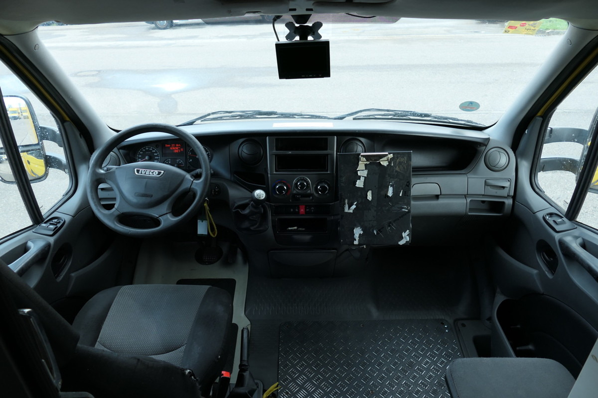 Dodávka skriňová nadstavba IVECO Daily 35 S11 C30C AUTOMATIK KAMERA MAXI Regale L: obrázok 6 Dodávka skriňová nadstavba IVECO Daily 35 S11 C30C AUTOMATIK KAMERA MAXI Regale L: obrázok 6