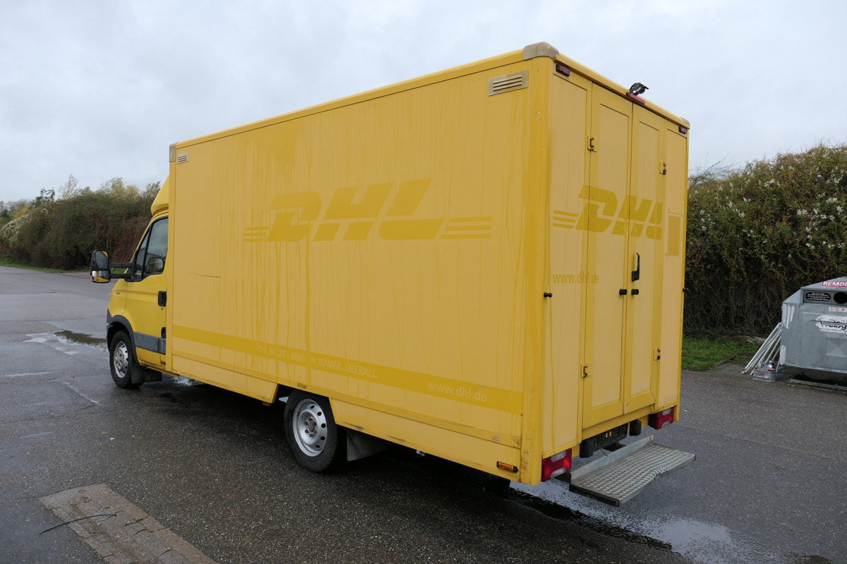 IVECO Daily 35 S11 C30C AUTOMATIK KAMERA Regale LUFT-E - Dodávka skriňová nadstavba: obrázok 4 IVECO Daily 35 S11 C30C AUTOMATIK KAMERA Regale LUFT-E - Dodávka skriňová nadstavba: obrázok 4