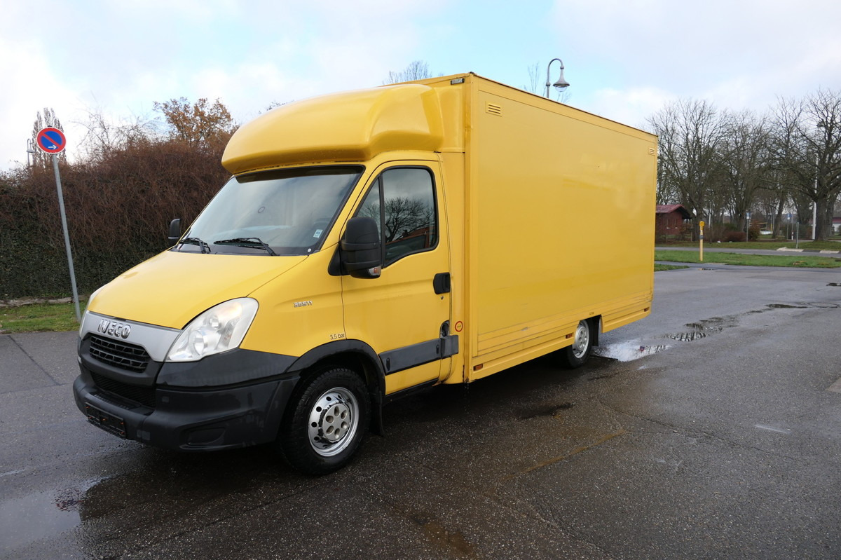 IVECO Daily 35 S11 C30C KURZ AUTOMATIK KAMERA Regale L - Dodávka skriňová nadstavba: obrázok 2 IVECO Daily 35 S11 C30C KURZ AUTOMATIK KAMERA Regale L - Dodávka skriňová nadstavba: obrázok 2