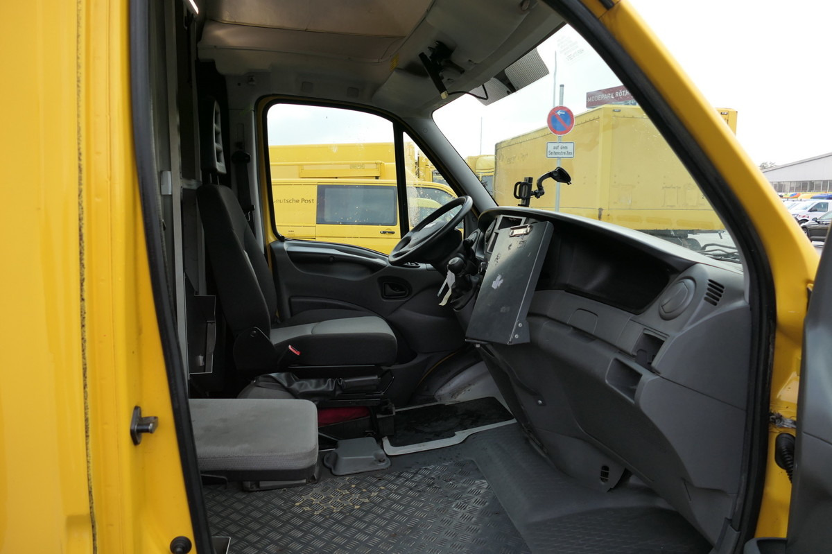 IVECO Daily 35 S11 C30C KURZ AUTOMATIK KAMERA Regale L - Dodávka skriňová nadstavba: obrázok 5 IVECO Daily 35 S11 C30C KURZ AUTOMATIK KAMERA Regale L - Dodávka skriňová nadstavba: obrázok 5