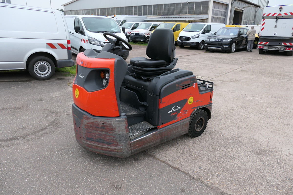 LINDE P 60 Z Schlepper Batterie 33/2019 - Elektricky tahač: obrázok 2 LINDE P 60 Z Schlepper Batterie 33/2019 - Elektricky tahač: obrázok 2