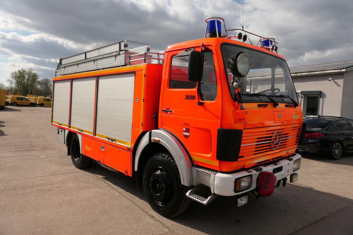 MERCEDES-BENZ 1019 AF Rüstwagen 4x4 TOP ZUSTAND - Hasičské vozidlo: obrázok 3 MERCEDES-BENZ 1019 AF Rüstwagen 4x4 TOP ZUSTAND - Hasičské vozidlo: obrázok 3