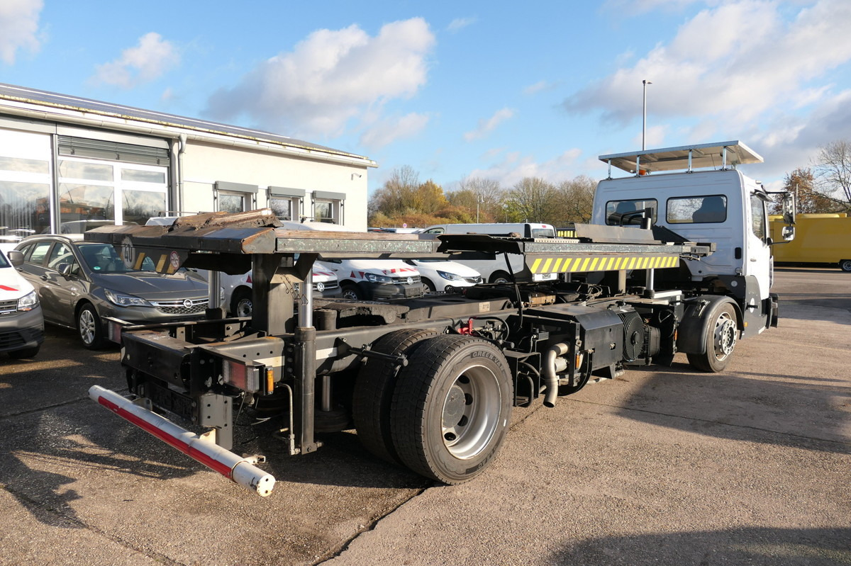 MERCEDES-BENZ Kamag Wiesel WBH 25 E4-D - Kontejnérový podvozek/ Výměnná nástavba: obrázok 2 MERCEDES-BENZ Kamag Wiesel WBH 25 E4-D - Kontejnérový podvozek/ Výměnná nástavba: obrázok 2
