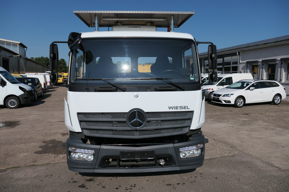 MERCEDES-BENZ Kamag Wiesel WBH 25 Wiesel Umsetzfahrzeug - Kontejnérový podvozek/ Výměnná nástavba: obrázok 2 MERCEDES-BENZ Kamag Wiesel WBH 25 Wiesel Umsetzfahrzeug - Kontejnérový podvozek/ Výměnná nástavba: obrázok 2