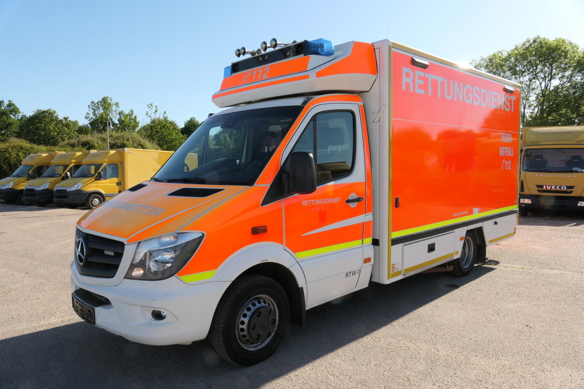 MERCEDES-BENZ Sprinter 519 CDI Klima Krankenwagen - Sanitka: obrázok 2 MERCEDES-BENZ Sprinter 519 CDI Klima Krankenwagen - Sanitka: obrázok 2