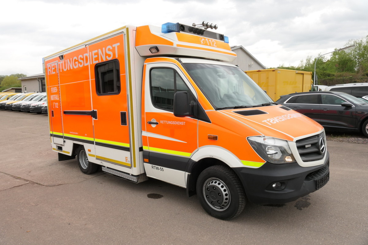 MERCEDES-BENZ Sprinter 519 CDI Klima Krankenwagen - Sanitka: obrázok 1 MERCEDES-BENZ Sprinter 519 CDI Klima Krankenwagen - Sanitka: obrázok 1