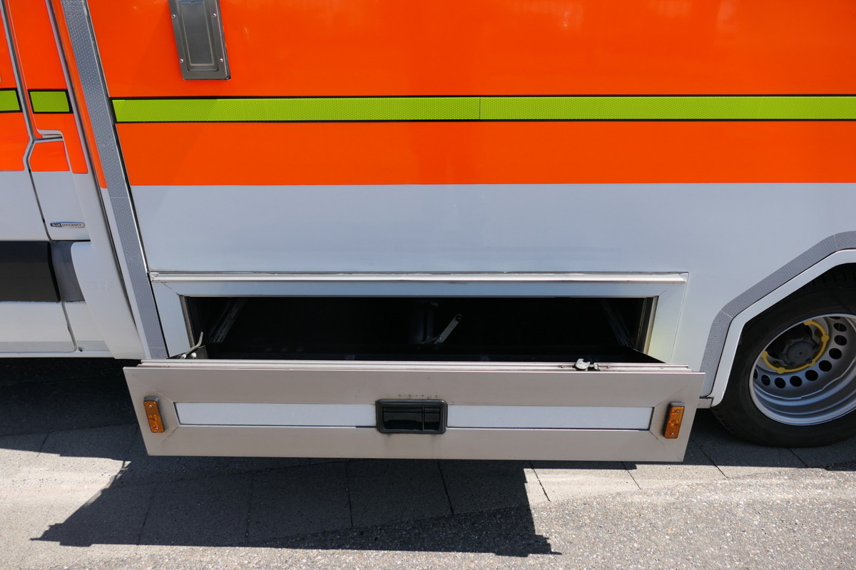 MERCEDES-BENZ Sprinter 519 CDI Klima Krankenwagen - Sanitka: obrázok 5 MERCEDES-BENZ Sprinter 519 CDI Klima Krankenwagen - Sanitka: obrázok 5