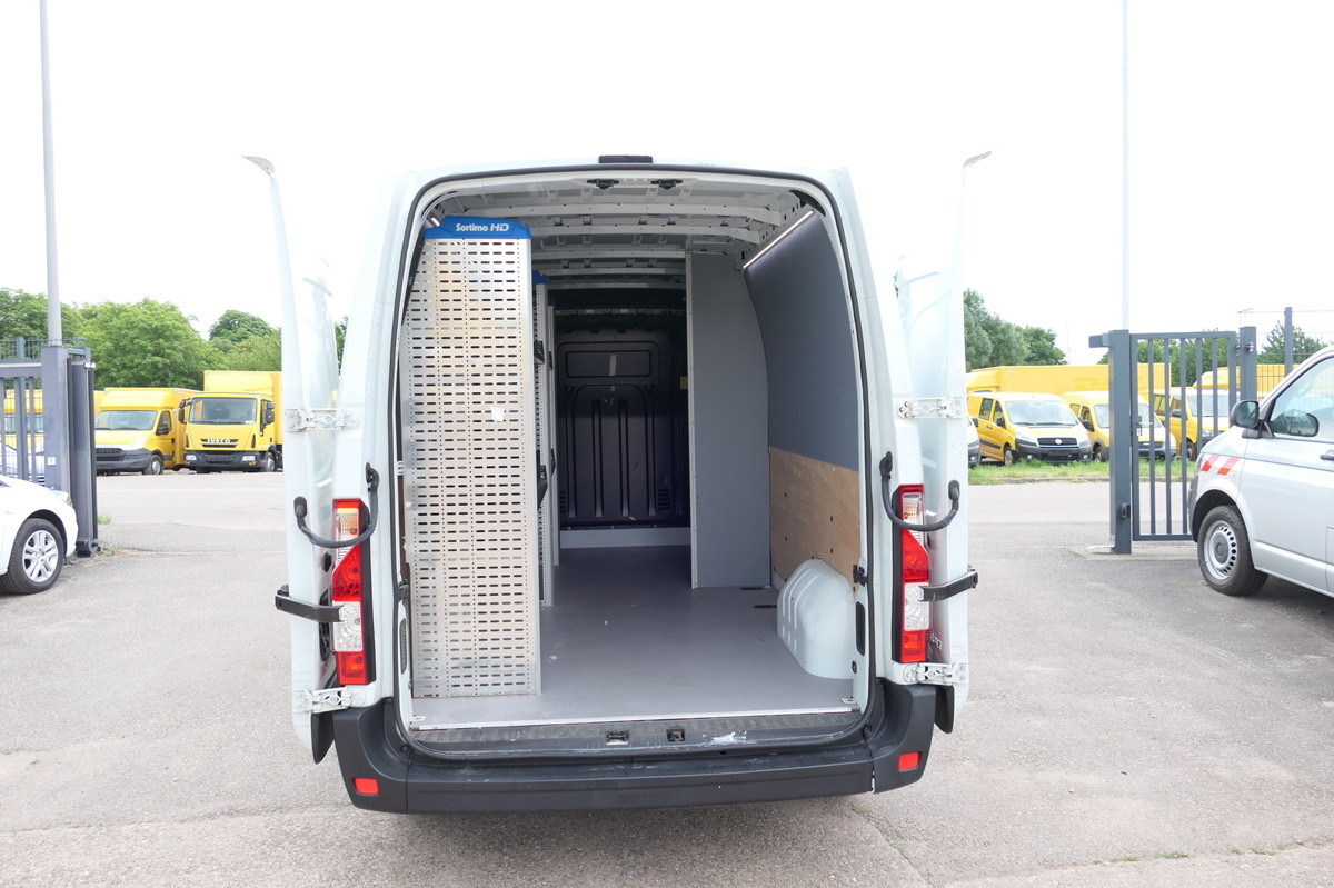 RENAULT Master 130 dCi L3H2 Euro6 KLIMA COC Regal - Furgon: obrázok 1 RENAULT Master 130 dCi L3H2 Euro6 KLIMA COC Regal - Furgon: obrázok 1