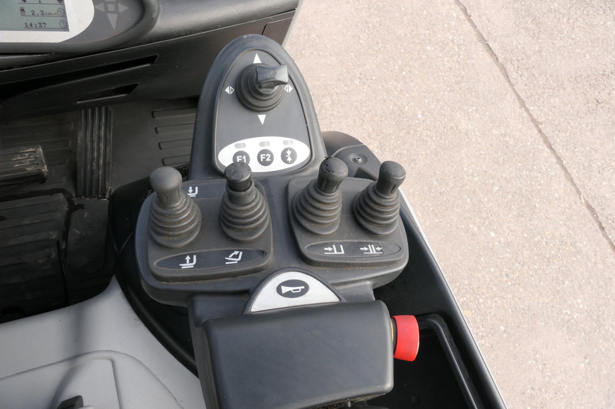 Závesný vysokozdvižný vozík STILL RX 20-18P/H 4-RAD Lange Gabeln: obrázok 7 Závesný vysokozdvižný vozík STILL RX 20-18P/H 4-RAD Lange Gabeln: obrázok 7