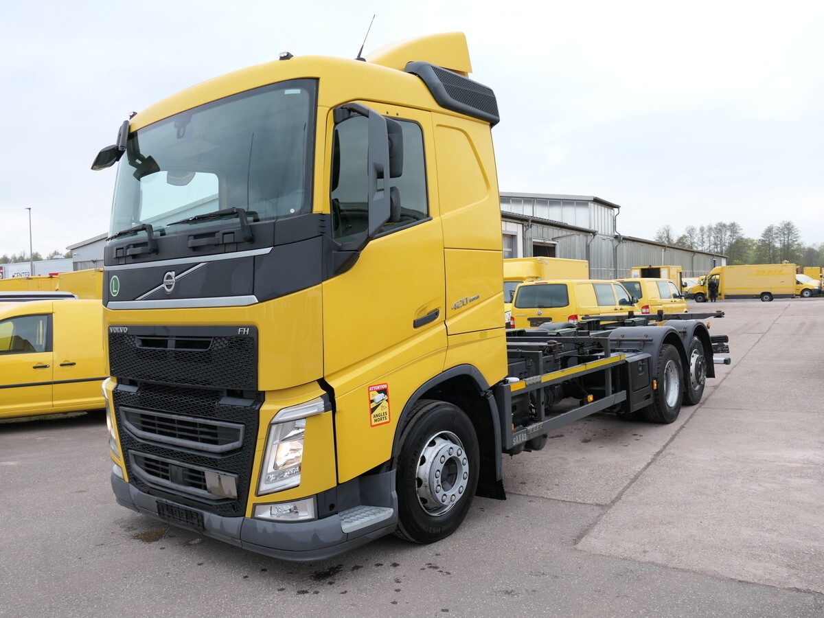 VOLVO FH 26.420 6x2 BDF - Skříňový nákladní auto: obrázok 1 VOLVO FH 26.420 6x2 BDF - Skříňový nákladní auto: obrázok 1