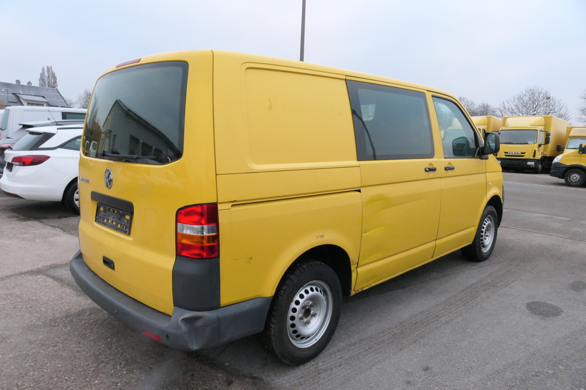 VW T5 Transporter 1.9 TDI PARKTRONIK 2xSCHIEBETÜR - Malá dodávka: obrázok 4 VW T5 Transporter 1.9 TDI PARKTRONIK 2xSCHIEBETÜR - Malá dodávka: obrázok 4