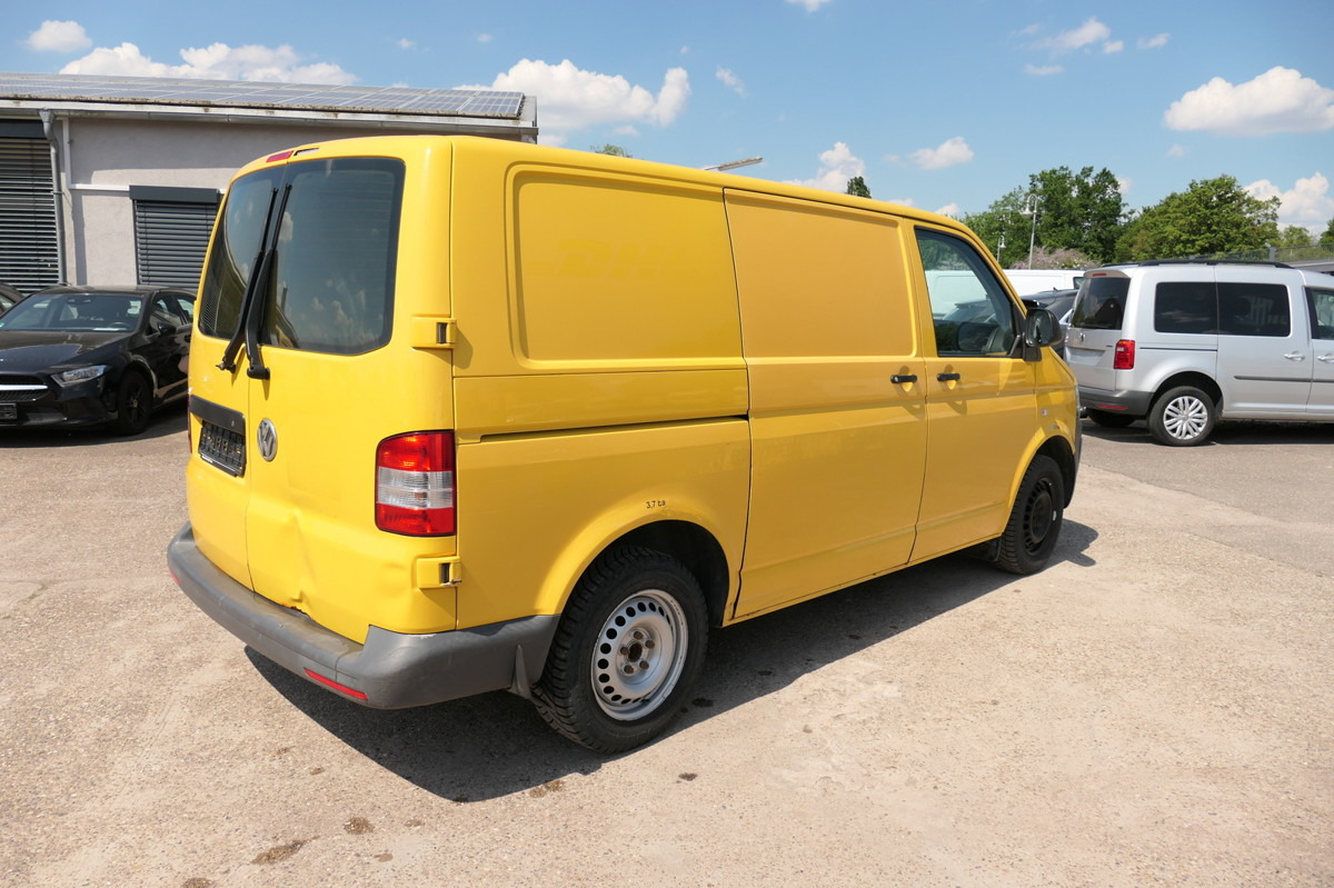 VW T5 Transporter 2.0 TDI 2-Sitzer Flügeltür EURO5 - Malá dodávka: obrázok 4 VW T5 Transporter 2.0 TDI 2-Sitzer Flügeltür EURO5 - Malá dodávka: obrázok 4
