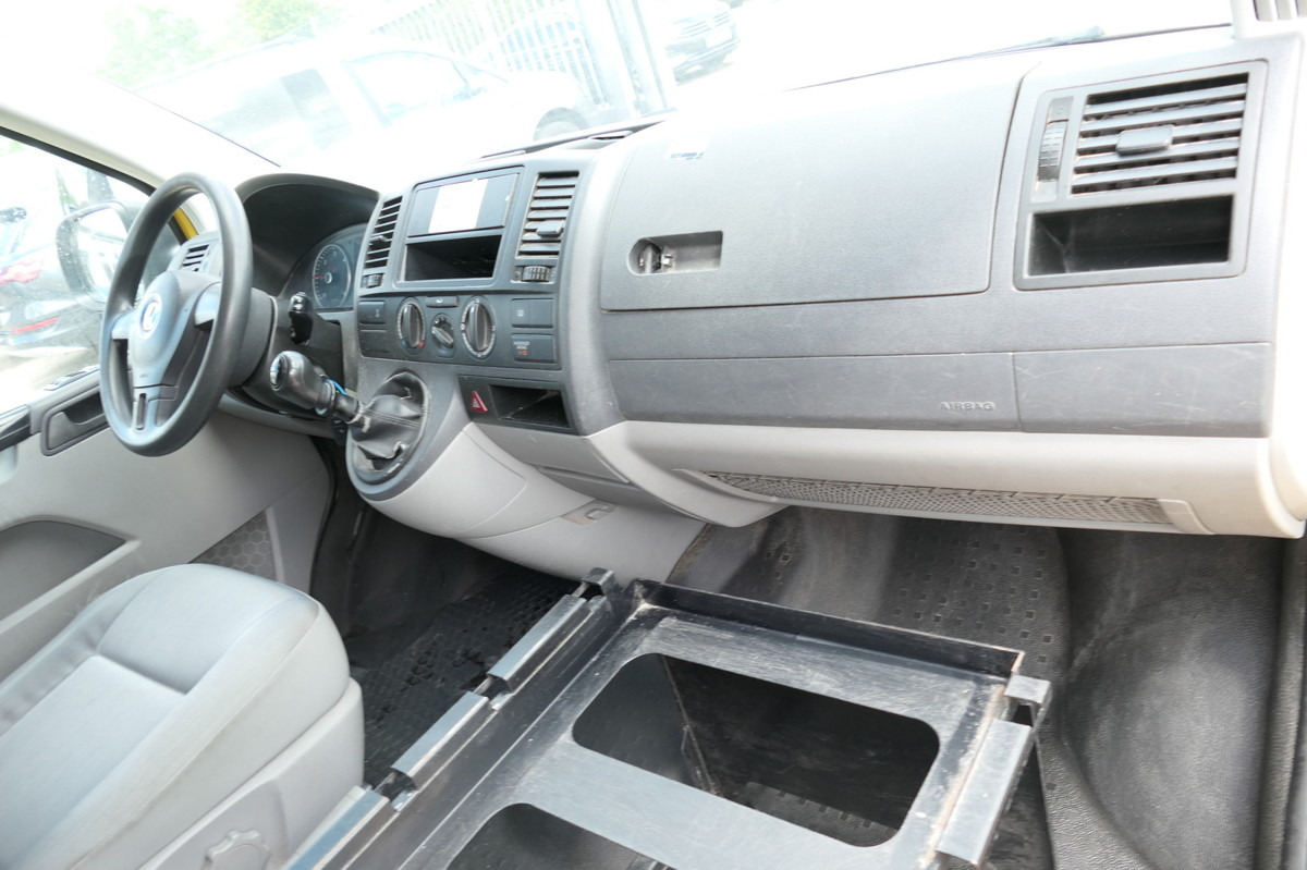 Malá dodávka VW T5 Transporter 2.0 TDI EURO-5 CoC PARKTRONIK: obrázok 8 Malá dodávka VW T5 Transporter 2.0 TDI EURO-5 CoC PARKTRONIK: obrázok 8