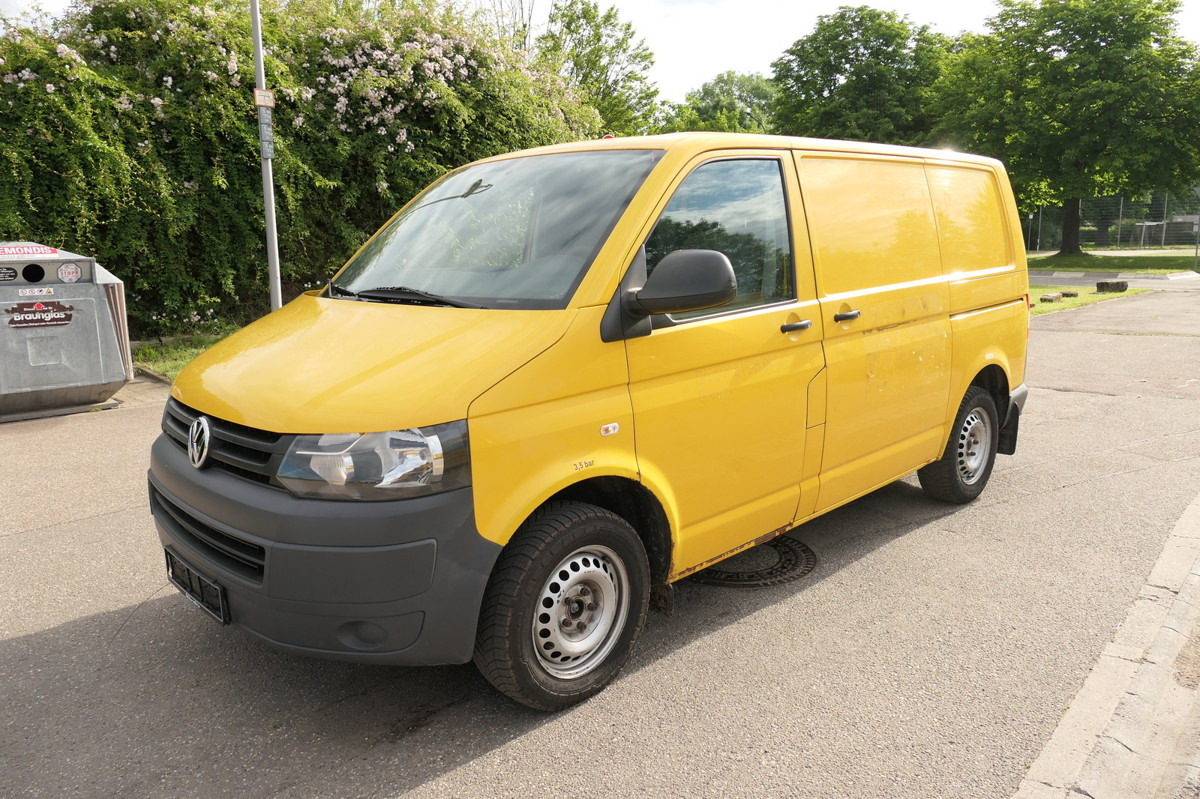 VW T5 Transporter 2.0 TDI PARKTRONIK EURO-5 2xSCHIE - Malá dodávka: obrázok 3 VW T5 Transporter 2.0 TDI PARKTRONIK EURO-5 2xSCHIE - Malá dodávka: obrázok 3