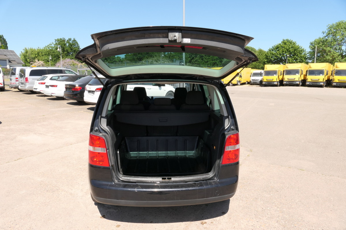VW Touran Trendline - Automobil: obrázok 5 VW Touran Trendline - Automobil: obrázok 5