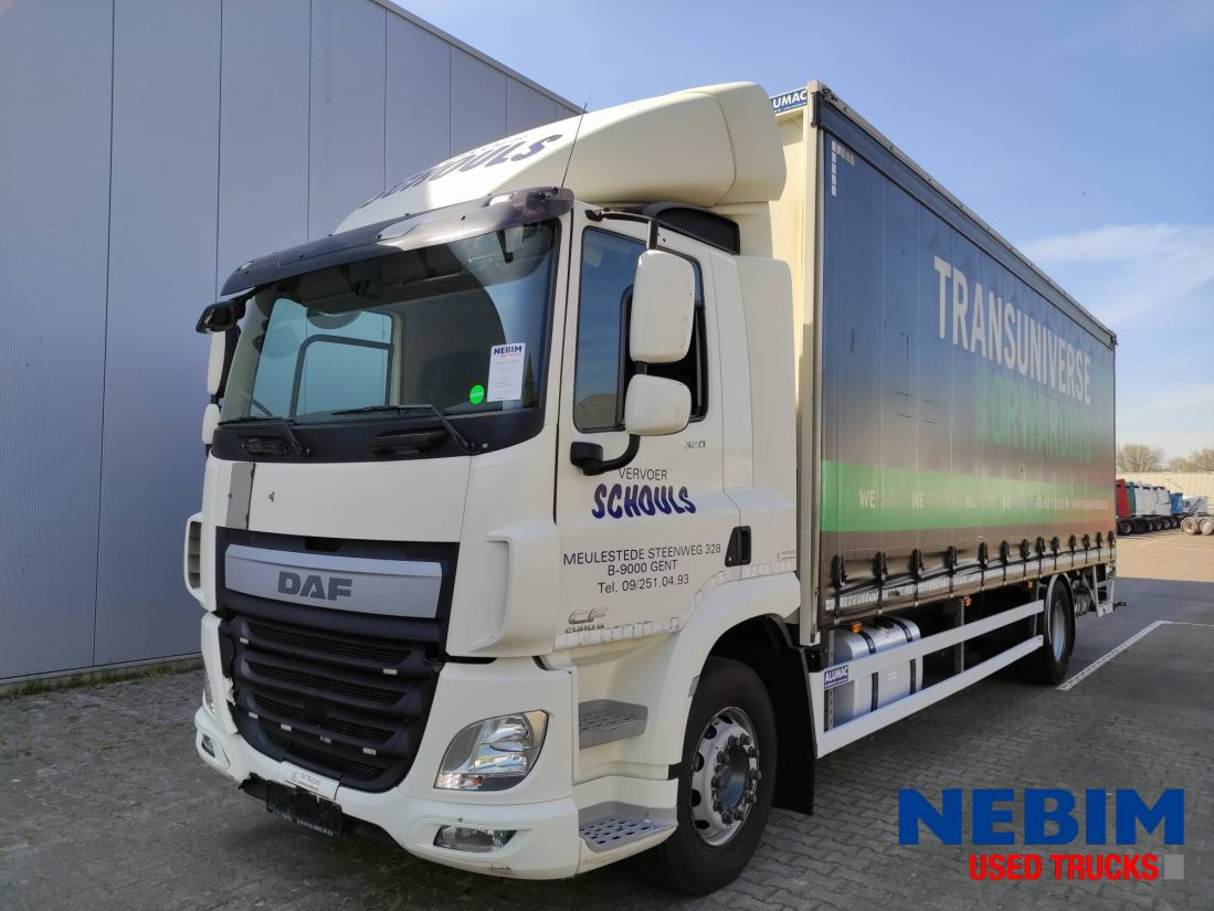 DAF CF 320 4x2 - 440.565 km - Plachtové nákladné vozidlo: obrázok 1 DAF CF 320 4x2 - 440.565 km - Plachtové nákladné vozidlo: obrázok 1