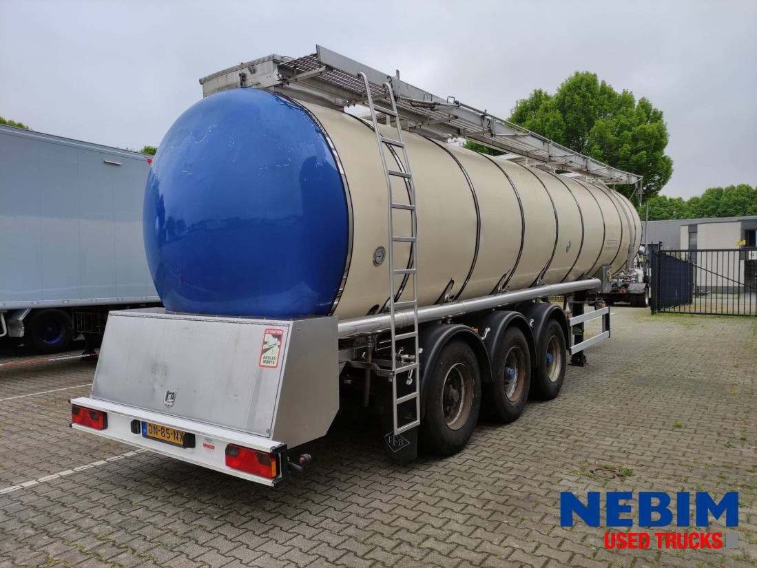 Feldbinder TSA 33.3-3 Unibloc pump electr - 3 comp. 8.000 / 2 2.500 / 3.000 Ltr. - Cisternový náves: obrázok 2 Feldbinder TSA 33.3-3 Unibloc pump electr - 3 comp. 8.000 / 2 2.500 / 3.000 Ltr. - Cisternový náves: obrázok 2