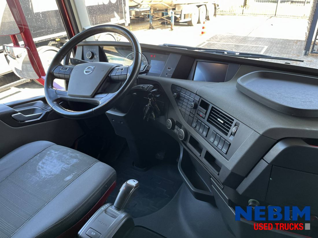 Volvo FH 460 4x2 LNG - MA - Chassis Code - Ťahač: obrázok 4 Volvo FH 460 4x2 LNG - MA - Chassis Code - Ťahač: obrázok 4