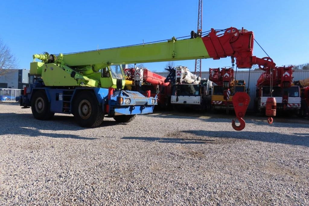 Tadano TR 250 E - Autožeriav: obrázok 2 Tadano TR 250 E - Autožeriav: obrázok 2