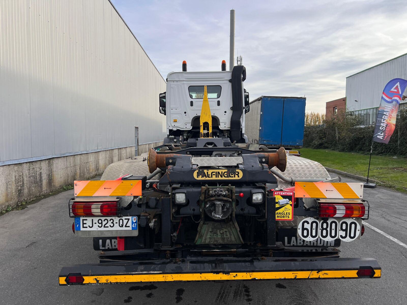 Hákový nosič kontajnerov Mercedes-Benz Arocs 2645: obrázok 6 Hákový nosič kontajnerov Mercedes-Benz Arocs 2645: obrázok 6