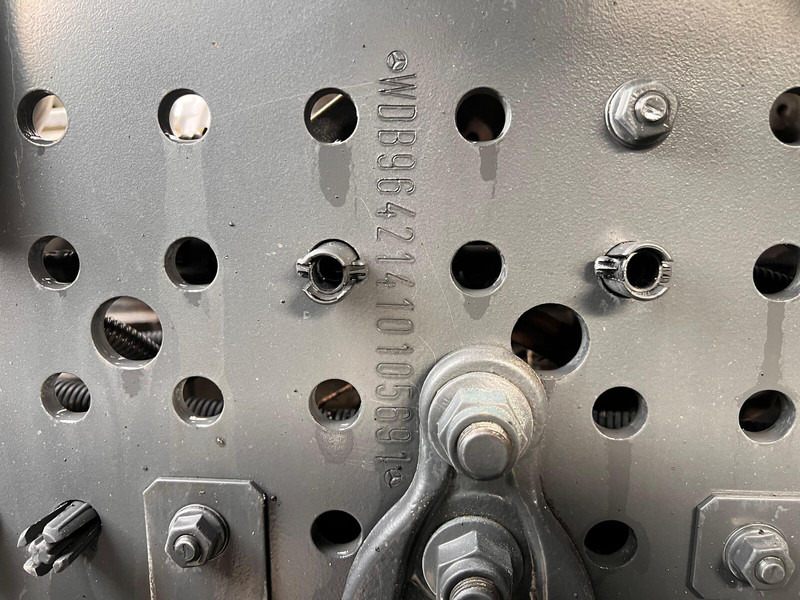 Hákový nosič kontajnerov Mercedes-Benz Arocs 2645: obrázok 17 Hákový nosič kontajnerov Mercedes-Benz Arocs 2645: obrázok 17