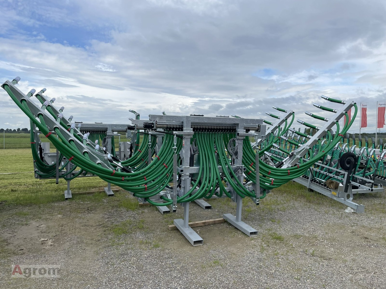 Fliegl Schleppschuhverteiler Compact 7,5 m - Aplikátor kejdy: obrázok 1 Fliegl Schleppschuhverteiler Compact 7,5 m - Aplikátor kejdy: obrázok 1