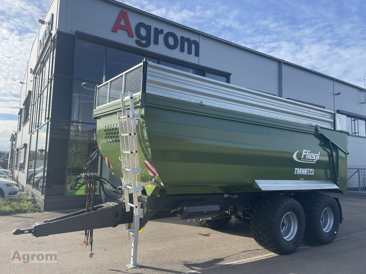 Fliegl TMK 264 FOX - Poľnohospodársky sklápěcí príves: obrázok 1 Fliegl TMK 264 FOX - Poľnohospodársky sklápěcí príves: obrázok 1
