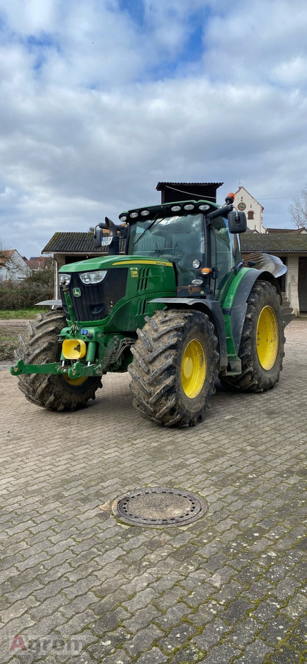 John Deere 6190R - Traktor: obrázok 3 John Deere 6190R - Traktor: obrázok 3