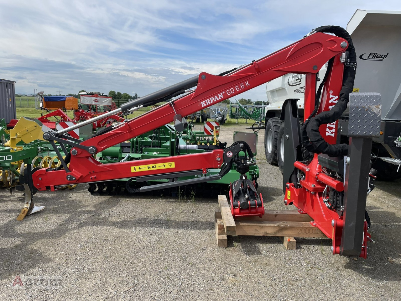 Krpan 6,6 K - 3-Punkt Kran - Hydraulická ruka: obrázok 1 Krpan 6,6 K - 3-Punkt Kran - Hydraulická ruka: obrázok 1