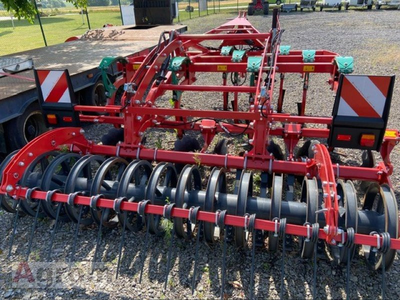Kverneland Enduro 3000 - Kultivátor: obrázok 3 Kverneland Enduro 3000 - Kultivátor: obrázok 3