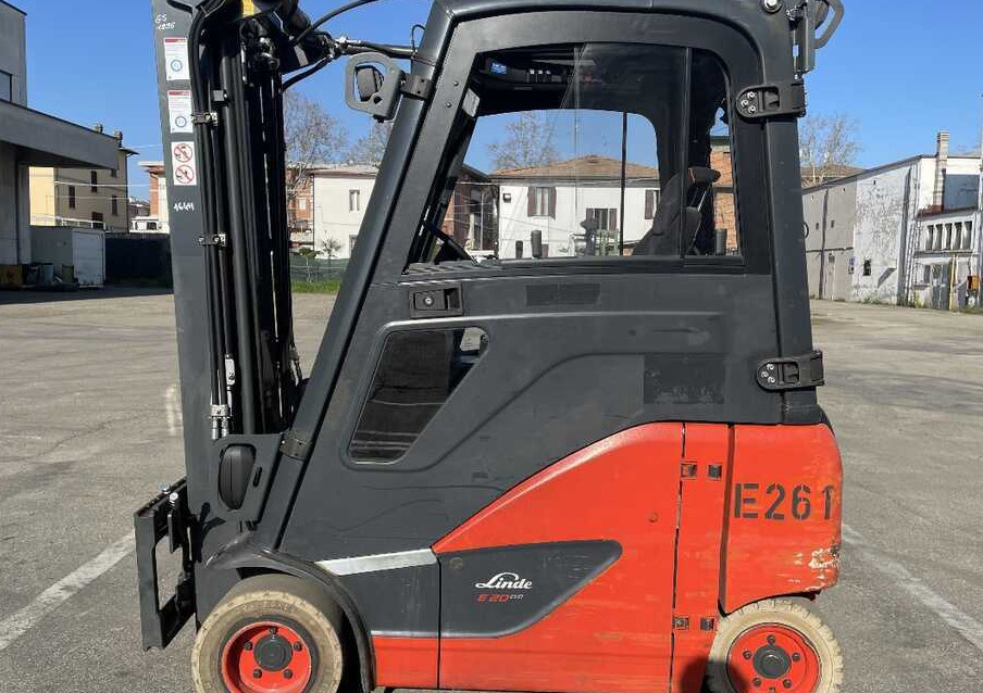 Linde E 20 PH - Elektrický vysokozdvižný vozík: obrázok 4 Linde E 20 PH - Elektrický vysokozdvižný vozík: obrázok 4