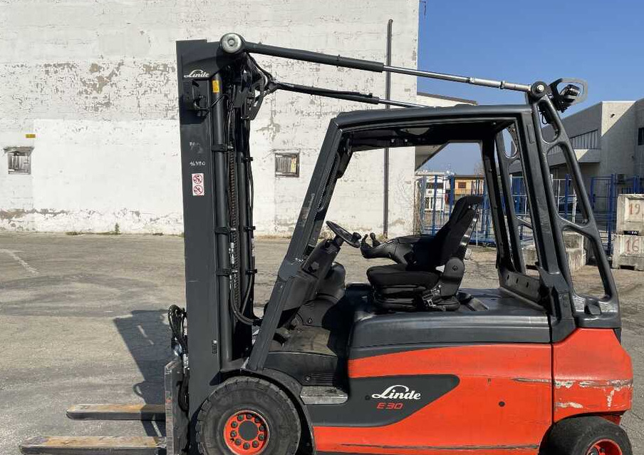 Linde E 30 L (batt. 2020) - Elektrický vysokozdvižný vozík: obrázok 1 Linde E 30 L (batt. 2020) - Elektrický vysokozdvižný vozík: obrázok 1