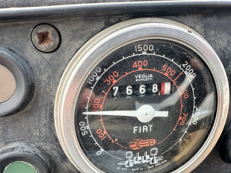 Fiat 640 - Traktor: obrázok 5 Fiat 640 - Traktor: obrázok 5