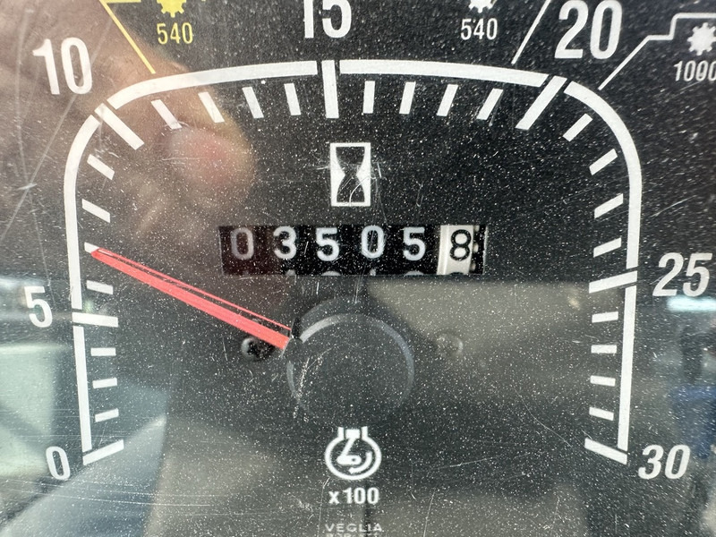 Ford 6640 SL - Traktor: obrázok 5 Ford 6640 SL - Traktor: obrázok 5