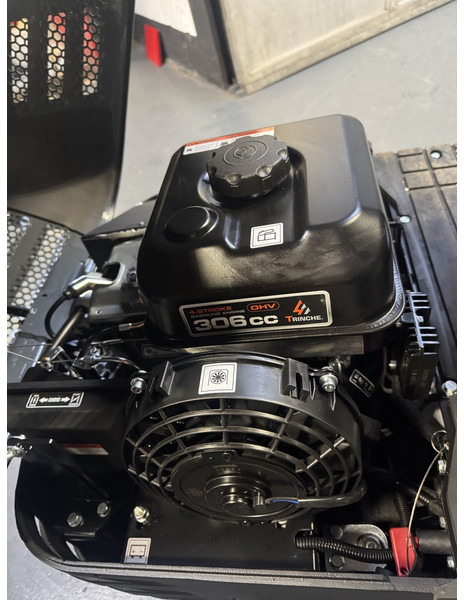 JANSEN MB-500 - Mini rýpadlo: obrázok 4 JANSEN MB-500 - Mini rýpadlo: obrázok 4