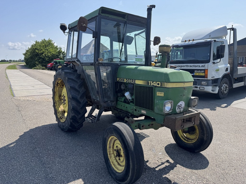 John Deere 1140 - Traktor: obrázok 3 John Deere 1140 - Traktor: obrázok 3